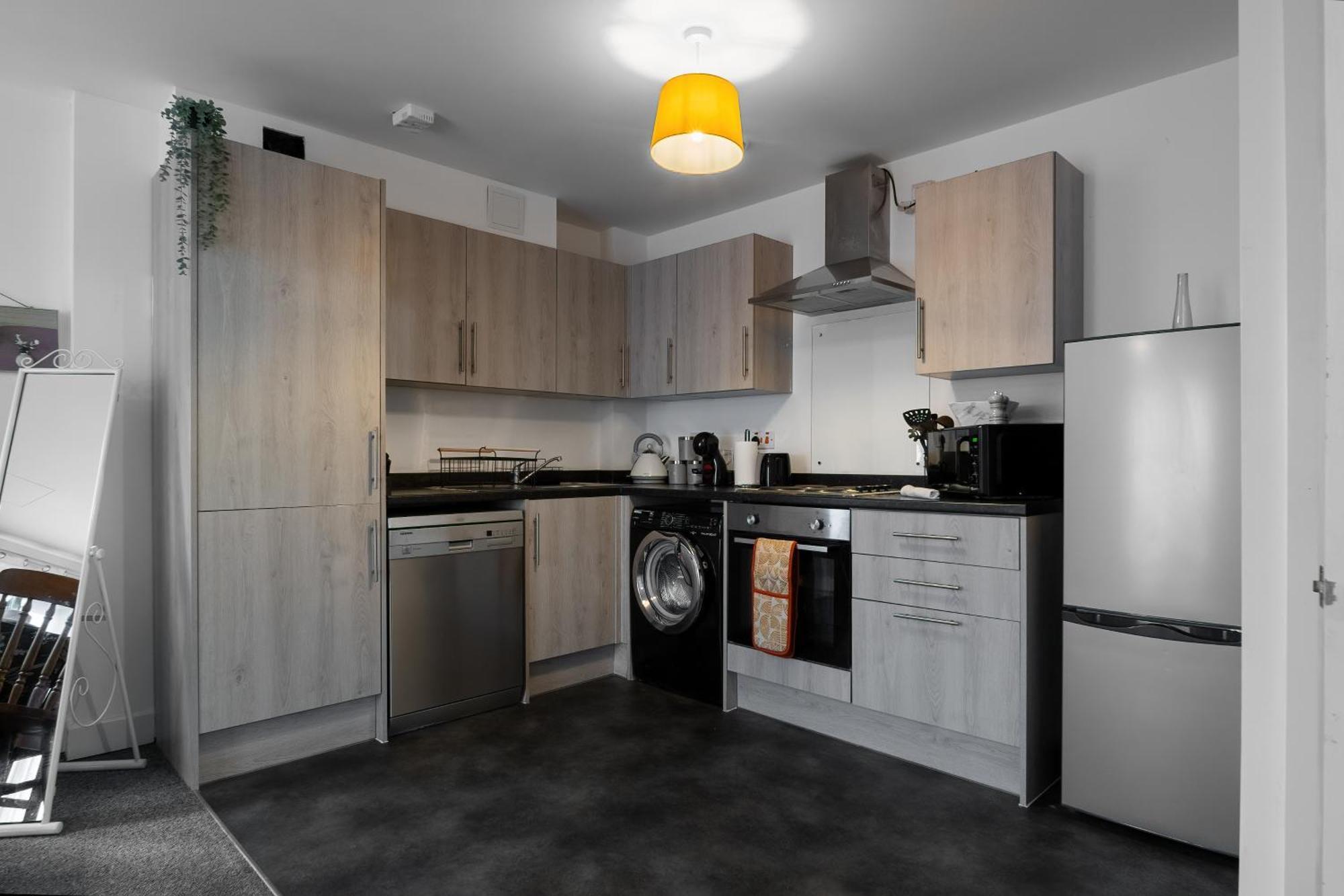 Livestay-New Private Apartment Building Minutes From Heathrow 斯劳 外观 照片