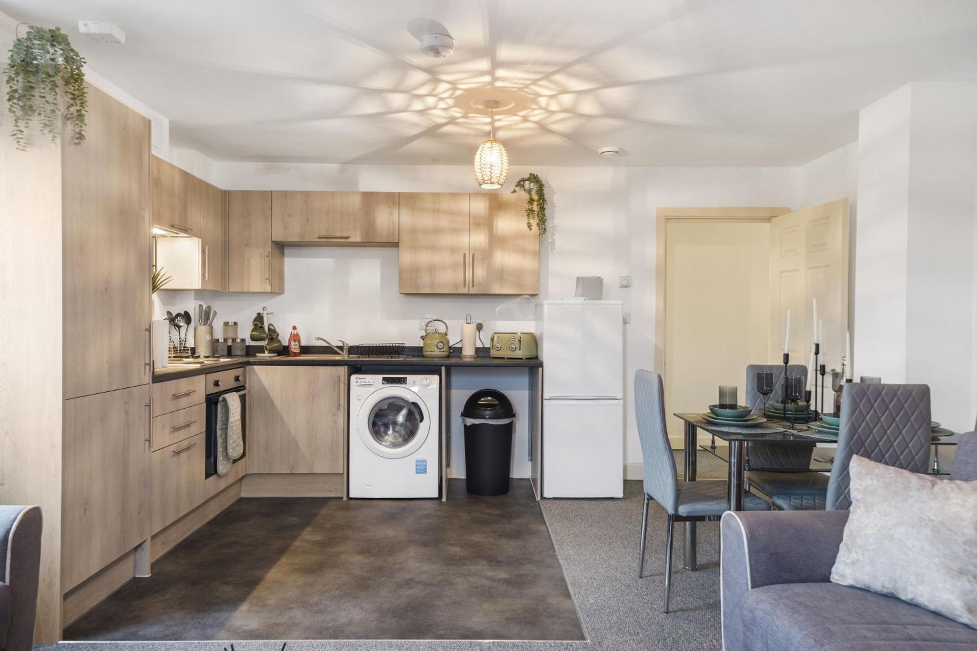 Livestay-New Private Apartment Building Minutes From Heathrow 斯劳 外观 照片