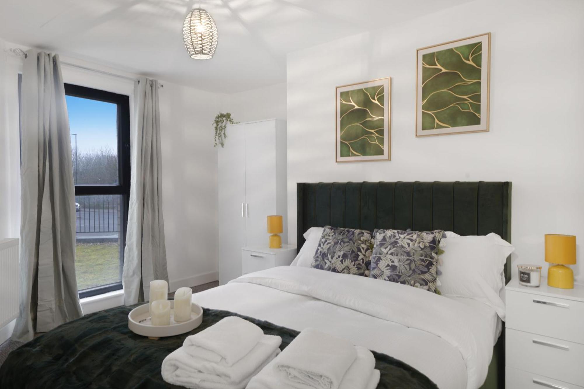 Livestay-New Private Apartment Building Minutes From Heathrow 斯劳 外观 照片