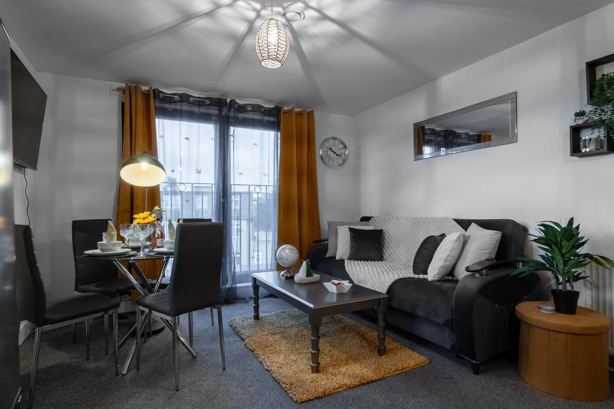 Livestay-New Private Apartment Building Minutes From Heathrow 斯劳 外观 照片