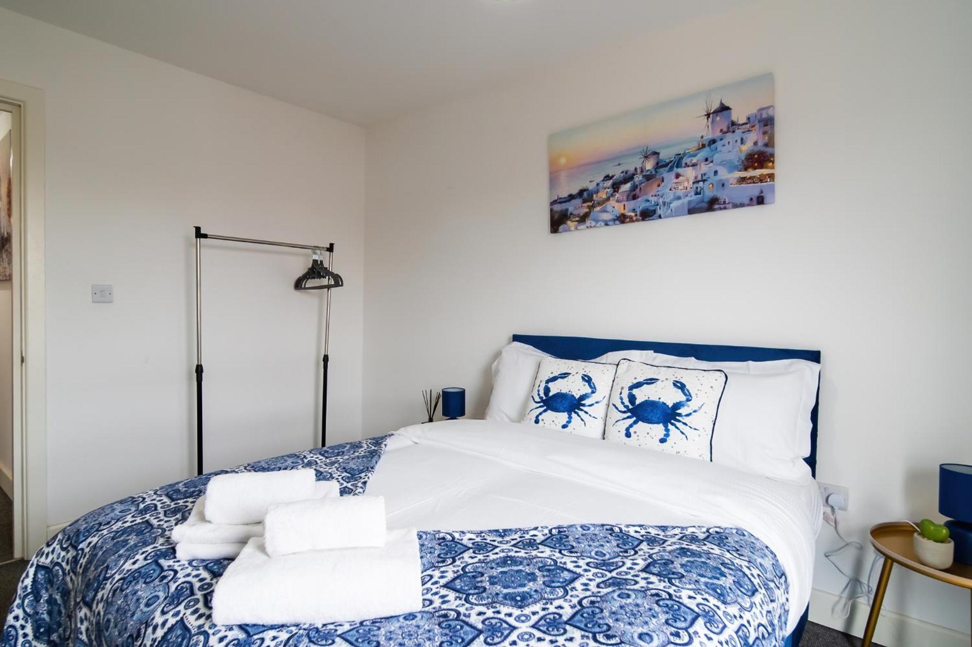 Livestay-New Private Apartment Building Minutes From Heathrow 斯劳 外观 照片